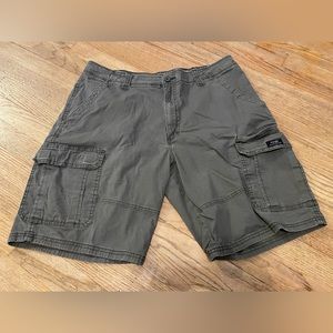 Wrangler men’s shorts size‎ 36 gray